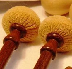 baguettes de timbale Baroque manche bois du Brésil tête peau de chamois